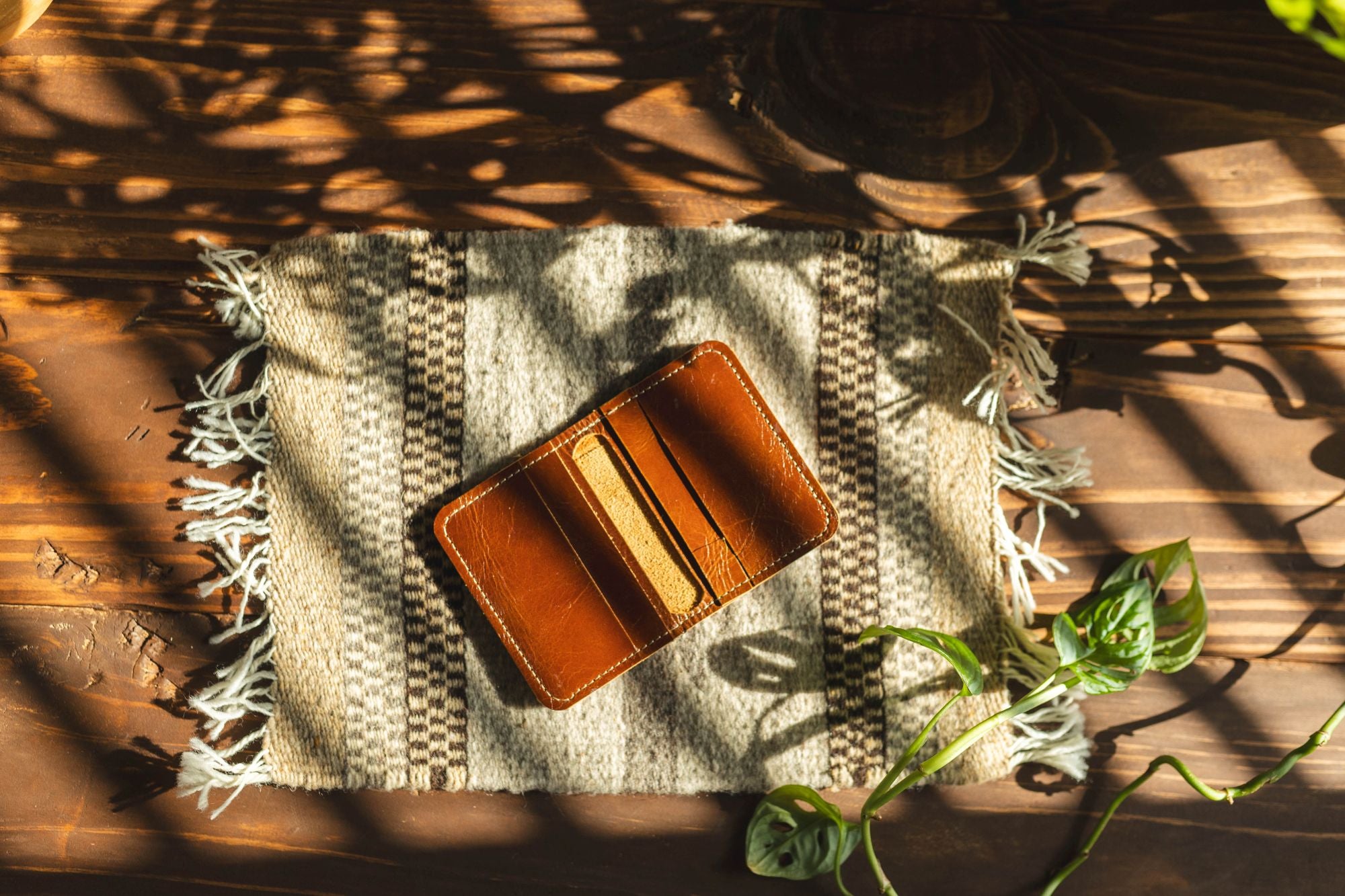 Raiz Bi-fold Wallet